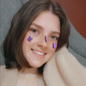 Meet your Posher, Caitlyn